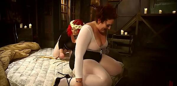 Fat femdoms fucking skinny man